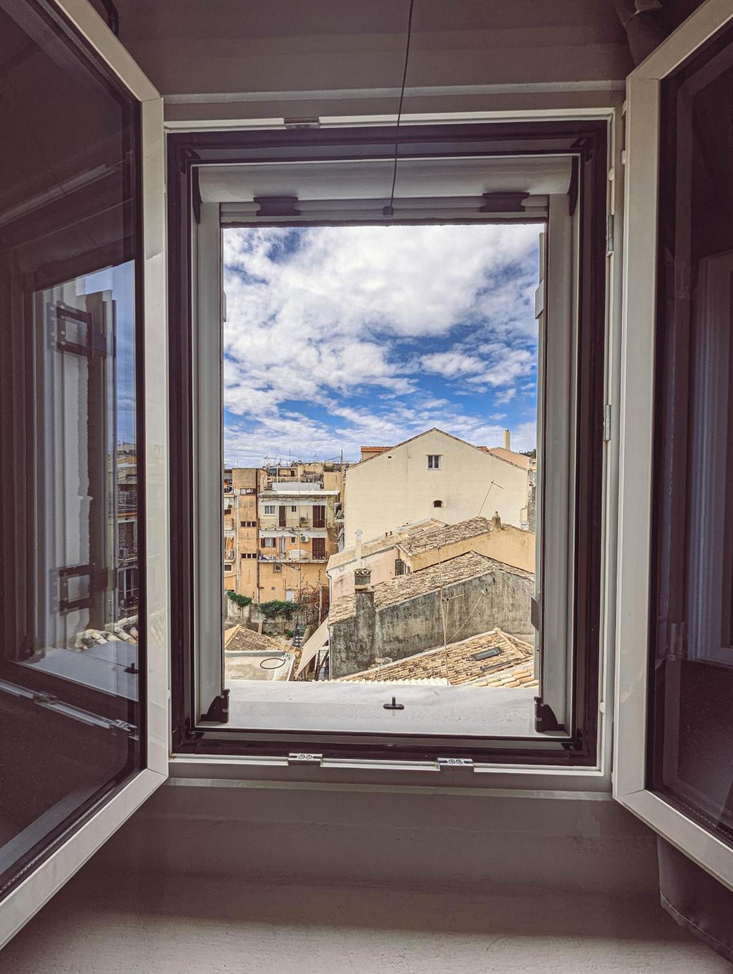 Ionian Pearl Apartments And Suites Corfu  Ngoại thất bức ảnh