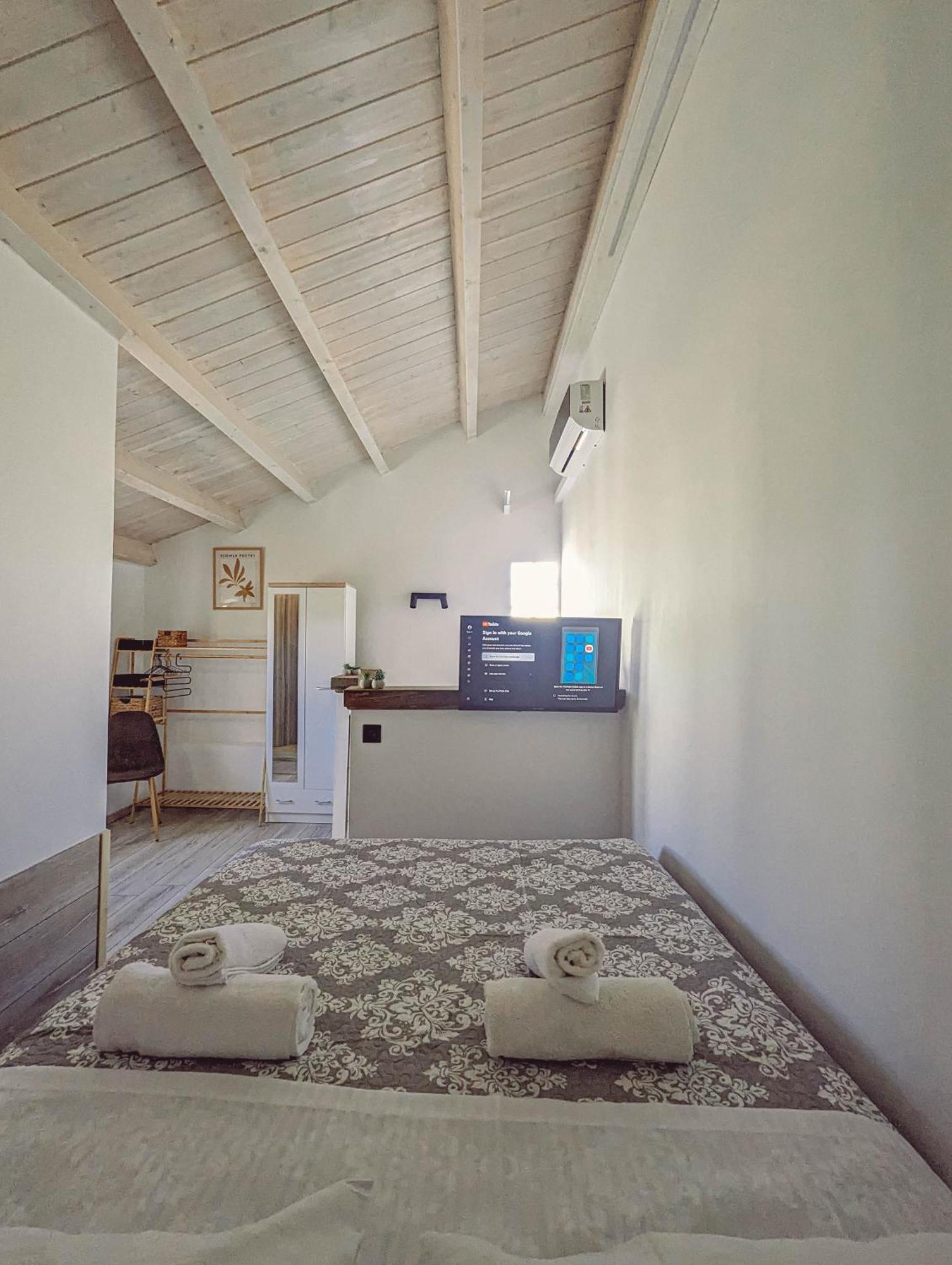 Ionian Pearl Apartments And Suites Corfu  Ngoại thất bức ảnh