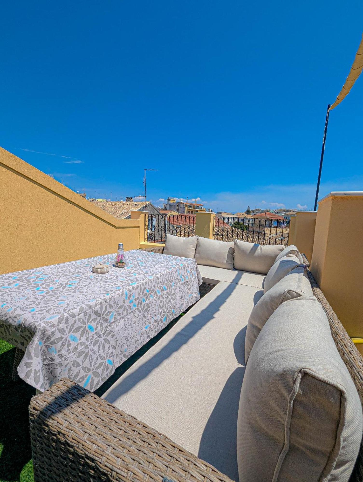 Ionian Pearl Apartments And Suites Corfu  Ngoại thất bức ảnh