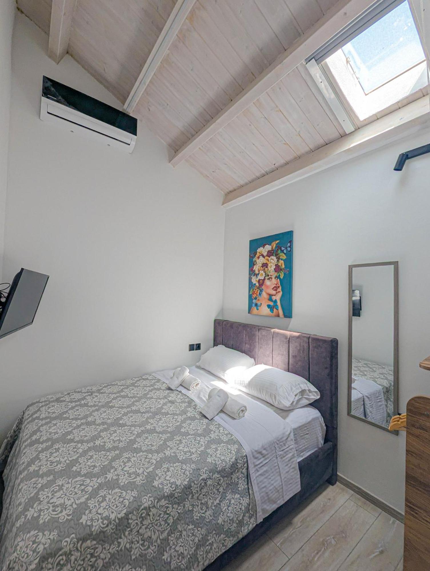 Ionian Pearl Apartments And Suites Corfu  Ngoại thất bức ảnh